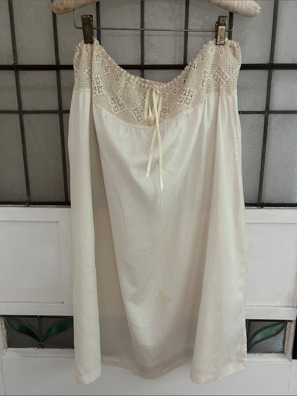 Antique Edwardian Women's Cream Crochet-Trim skirt